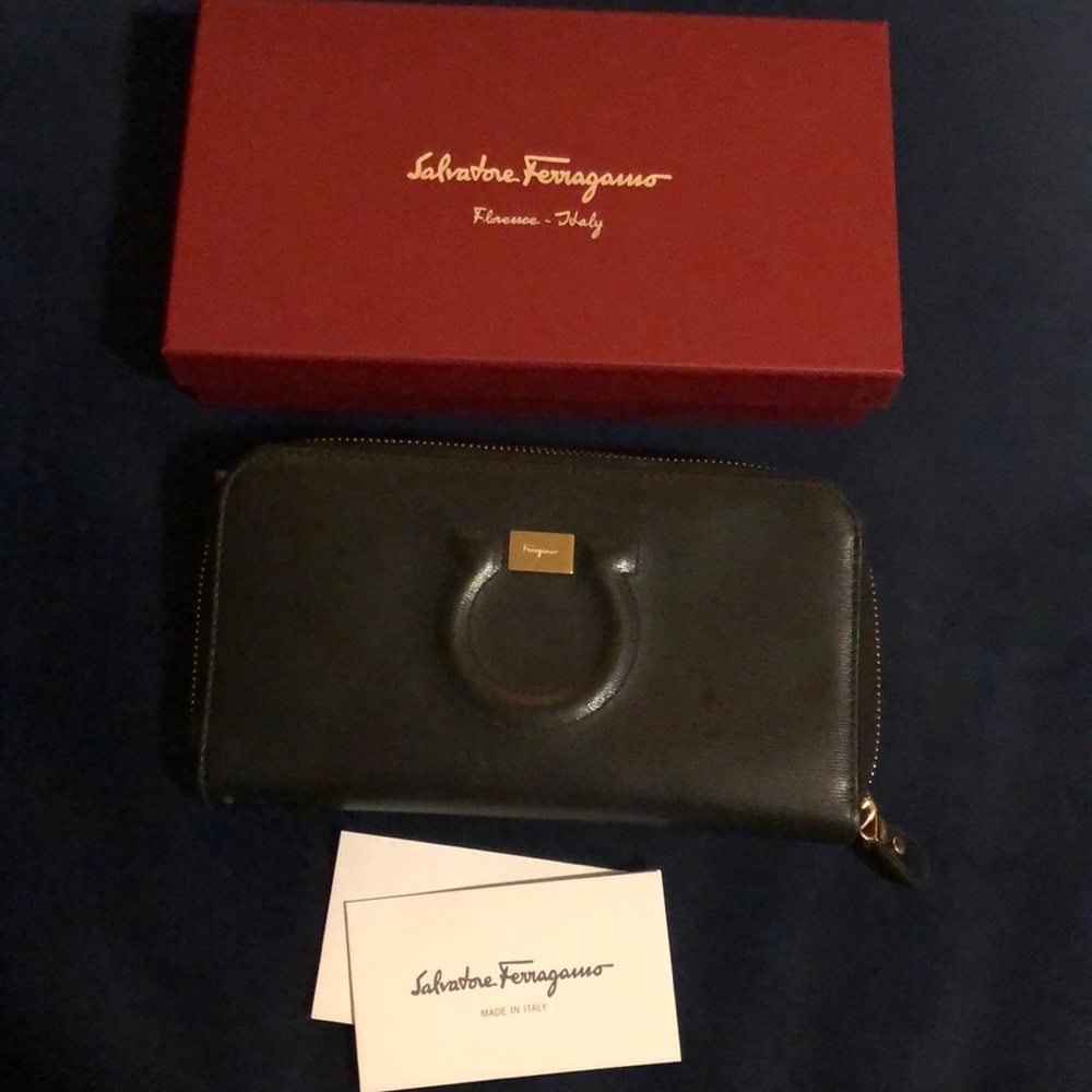 Salvatore Ferragamo Continental Wallet